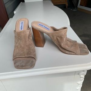 Steve Madden Suede Tan Block Heels Size 10